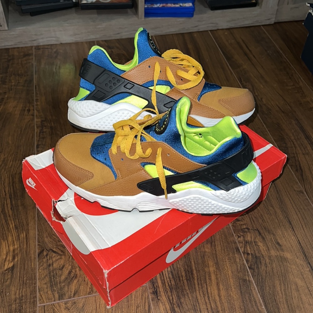 Men Nike huaraches